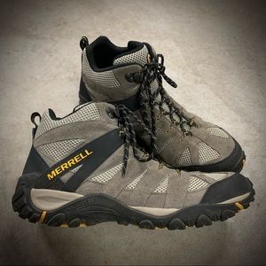 Pre owned men’s Merrell hiking boots